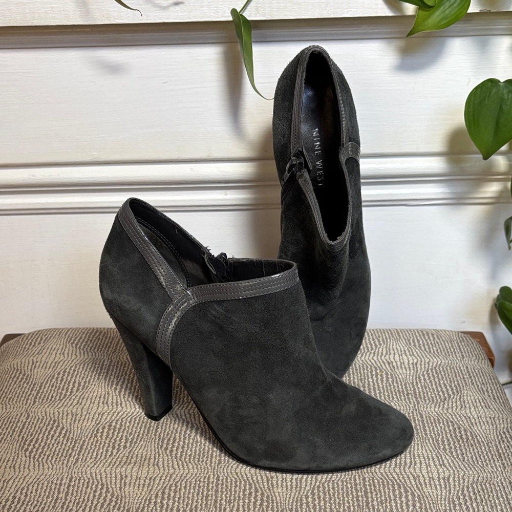 Gray Suede Ankle Boots with patent leather trim 6.5